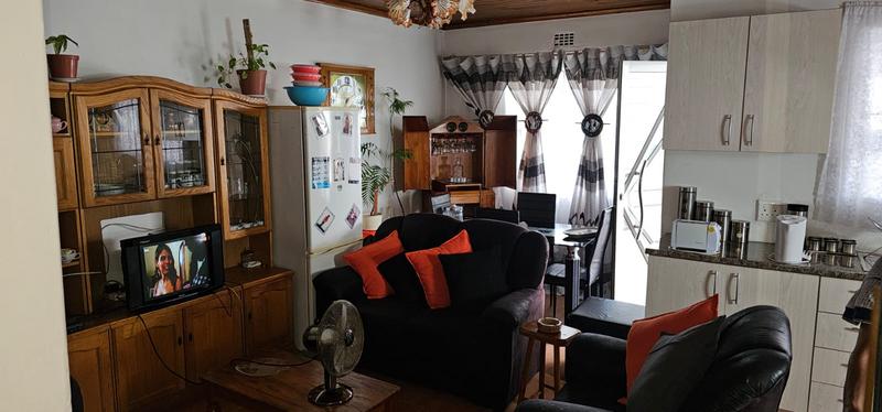 2 Bedroom Property for Sale in Khaya Western Cape